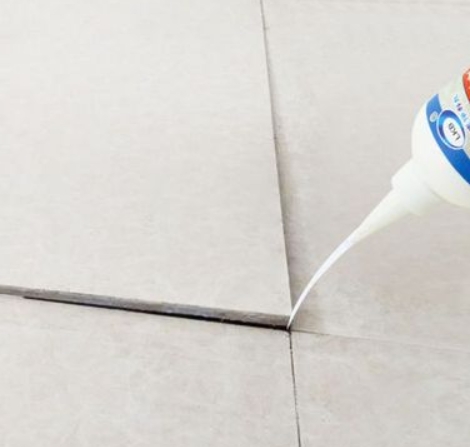 兴城瓷砖空鼓维修公司分享卫生间瓷砖脱落的原因可能有以下几点